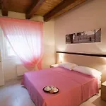 Couette-café Le Macine 3*